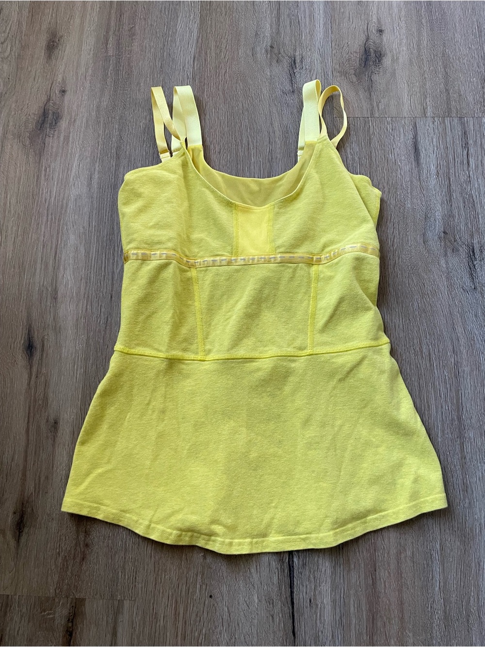 Lululemon tank top size 8